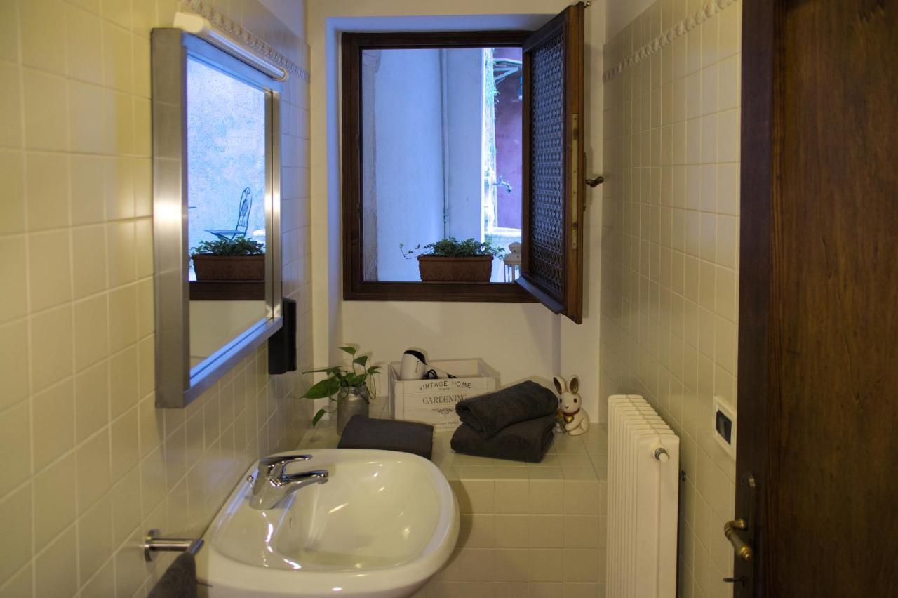 Accogliente Locale Con Terrazzo In Centro Storico Appartement Vittorio Veneto Buitenkant foto